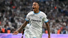  Fan Marseille 'quay xe' với Greenwood cực gắt