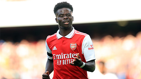 Saka cân bằng kỷ lục tồn tại 20 năm tại Arsenal