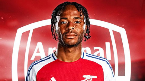 Arsenal mượn thành công Sterling từ Chelsea