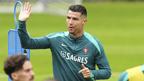 Ronaldo: 'Tôi vẫn là tài sản của tuyển quốc gia'