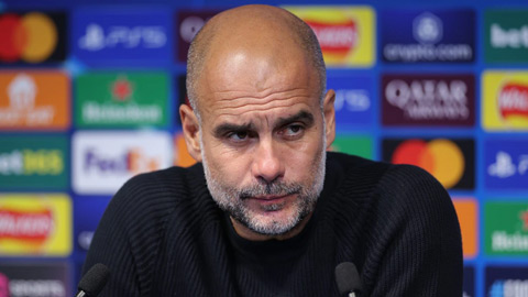 HLV Pep Guardiola chỉ ra lợi thế của Man City trước Arsenal, ủng hộ cầu thủ đình công 