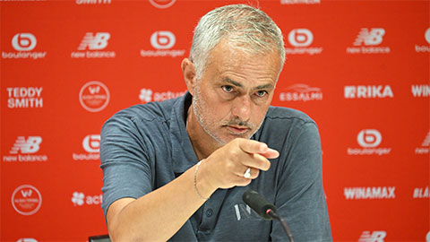 Cựu tuyển thủ Thổ Nhĩ Kỳ bị bắn ngay sau bình luận về Mourinho