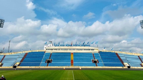 Sân Thiên Trường đẹp long lanh trước ngày đăng cai AFC Champions League Two 