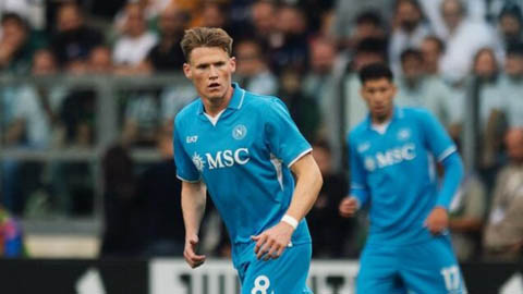 Napoli lên đỉnh bảng, Conte nức nở khen McTominay