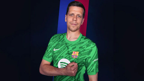 Barca ký hợp đồng 1 năm với Szczesny