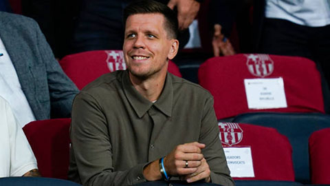 Szczesny được Barca đăng kí dự Champions League 2024/25