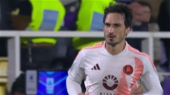 Hummels đá phản lưới nhà trong trận ra mắt Roma