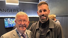 Van Nistelrooy xin Sir Alex lời khuyên