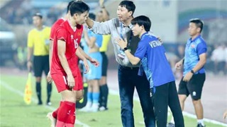 HLV Kim Sang Sik sẵn sàng 'lột xác' ĐTVN: Công thần sẽ bị loại tại AFF Cup 2024?