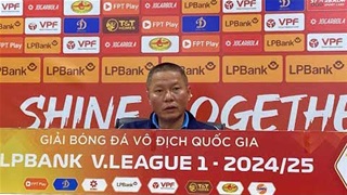 HLV Chu Đình Nghiêm ngưỡng mộ Văn Quyết trở thành cầu thủ ghi bàn nhiều nhất V.League