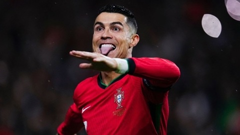 Ronaldo thật ‘điên rồ’ ở tuổi 39!