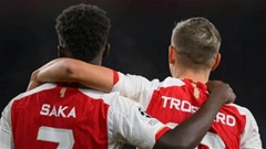 Arsenal nín thở chờ tin Saka và Trossard 