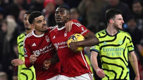 Đừng để Nottingham Forest mở tỷ số, Arsenal!