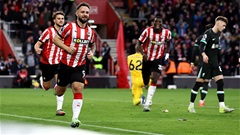 Trực tiếp Southampton 2-2 Liverpool: Salah lên tiếng