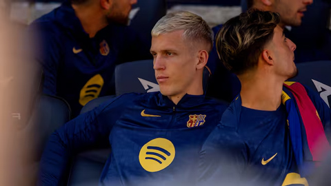 Dani Olmo: 'Bom tấn nghiện chấn thương' của Barca