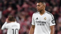 Ancelotti bóng gió để Mbappe dự bị