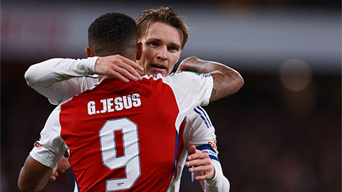 Arsenal đừng để bị Jesus che mắt