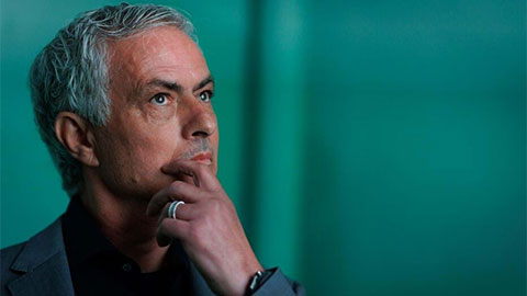 Jose Mourinho được phẫu thuật thành công