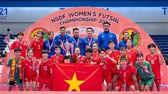 ĐT nữ futsal Việt Nam và HLV Nguyễn Đình Hoàng được vinh danh