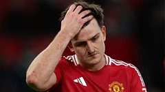 Harry Maguire cuống cuồng chạy lụt