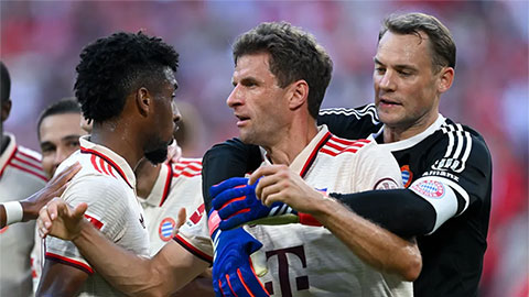 Bayern sẽ mua tiền đạo cánh hay thủ môn vào mùa hè?