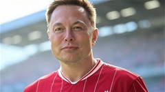 Elon Musk muốn mua Liverpool 