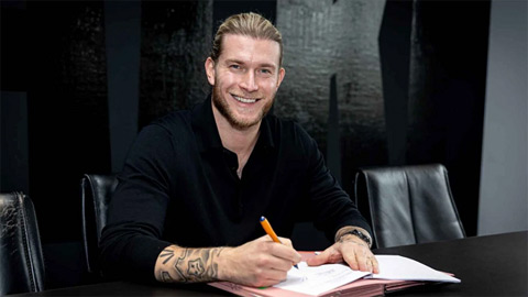 'Thánh' Karius ký hợp đồng với Schalke, hết thất nghiệp