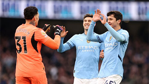 Tân binh Man City 'thông nòng' siêu ấn tượng, Ederson đi vào lịch sử Ngoại hạng Anh