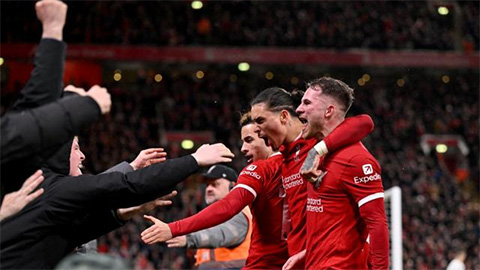 Liverpool dùng hàng công 'vặt lông' Pháo thủ 