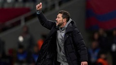 Simeone chỉ trích Yamal ăn vạ, Flick cạn lơi với hàng thủ Barca