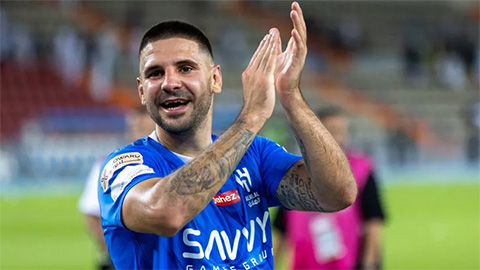 Aleksandar Mitrovic nhập viện khẩn cấp