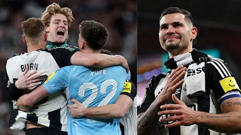 VIDEO Các cầu thủ Newcastle bật khóc sau chức vô địch lần đầu tiên kể từ năm 1955