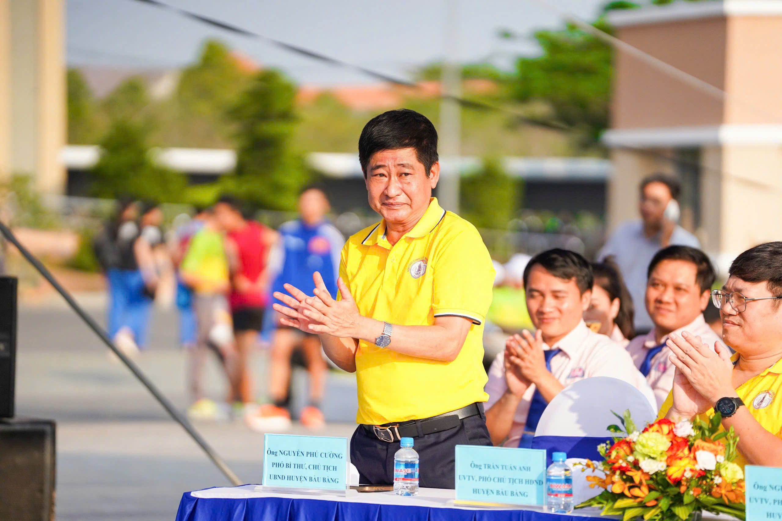 Ông Nguyễn Phú Cường - Phó Bí thư Huyện ủy, Chủ tịch UBND huyện Bàu Bàng dự Lễ phát động Ngày chạy Olympic vì sức khỏe toàn dân tỉnh Bình Dương và Giải Việt dã huyện Bàu Bàng mở rộng năm 2025