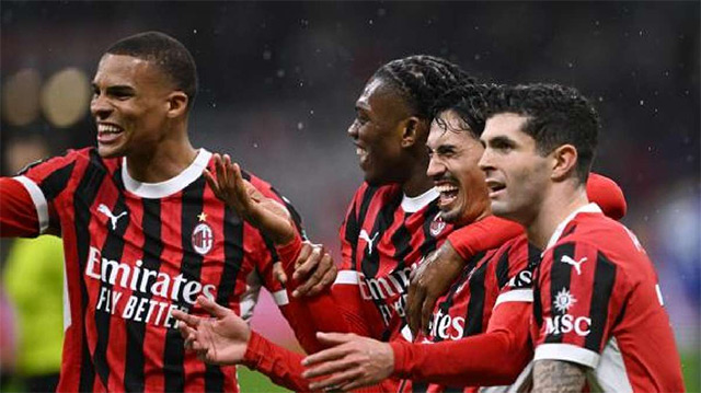 Milan giờ chỉ còn cách top 4 có 6 điểm