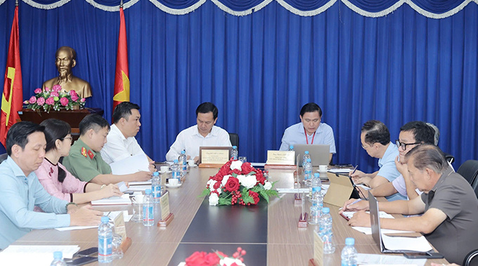 Đại diện lãnh đạo VFF, Sở Văn hoá, Thể thao và Du lịch tỉnh Bình Dương cùng các đơn vị liên quan đã tổ chức họp bàn, với những nội dung kỹ lưỡng xoay quanh công tác phối hợp tổ chức.