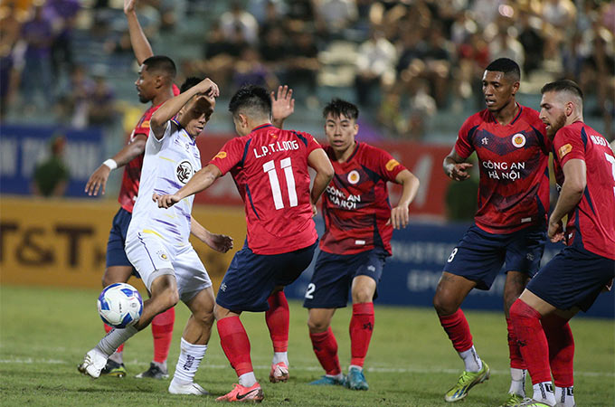 V.League có thể tăng suất ngoại binh cho các CLB tham dự - Ảnh: Phan Tùng 