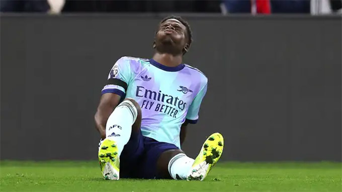 Saka dính chấn thương từ tháng 12/2024 và có thể ra sân trước Real Madrid cùng Arsenal