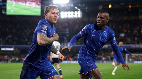 Enzo Fernandez, cơn ác mộng của Tottenham