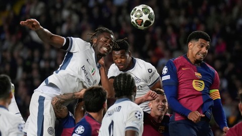 Barca và tử huyệt trên không
