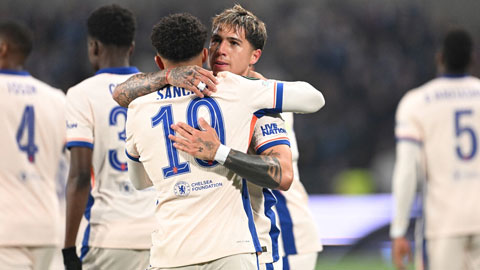 Chelsea hủy diệt giải đấu mà họ có vô địch cũng chẳng vui vẻ gì!