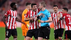 Trọng tài giúp MU bước một chân vào chung kết Europa League?