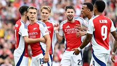 Arsenal lại sắp vứt đi một mùa giải