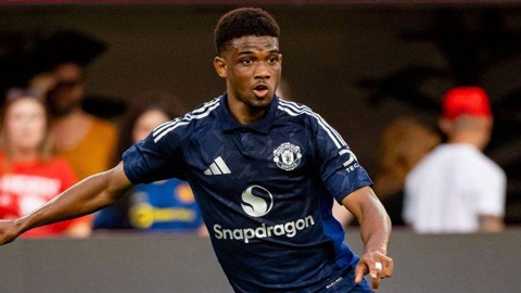 Trực tiếp Brentford 2-1 MU: Diallo vào sân