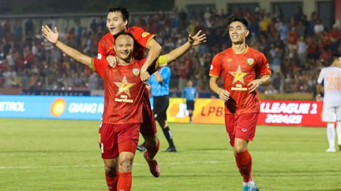 Trọng Hoàng: Không dám mơ lên tuyển, đá bóng vì đam mê