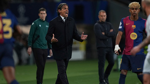 Simone Inzaghi vs Hansi Flick, khác biệt ở thay người