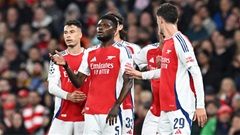 Một cầu thủ Arsenal bị fan yêu cầu tống cổ gấp