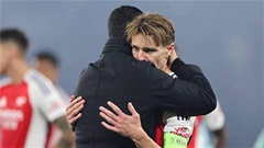 Cầu thủ Arsenal khóc trong phòng thay đồ sau khi lỡ vé chung kết Champions League