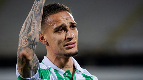 VIDEO Antony khóc ướt nhòe vui sướng vì Betis vào chung kết Conference League