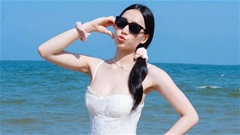 Ngọc nữ bóng chuyền Hoàng Thị Thảo hóa thần tiên tỷ tỷ, khoe vòng 1 lấp ló