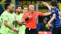 Trọng tài Szymon Marciniak bị UEFA kỷ luật sau trận Inter 4-3 Barca